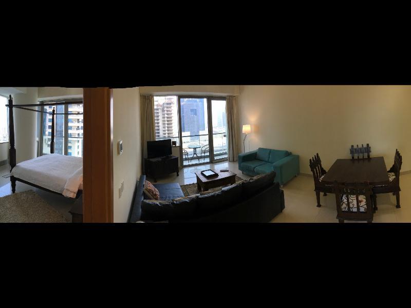 Espace Holiday Homes - Ocean Heights 14 Dubai Esterno foto