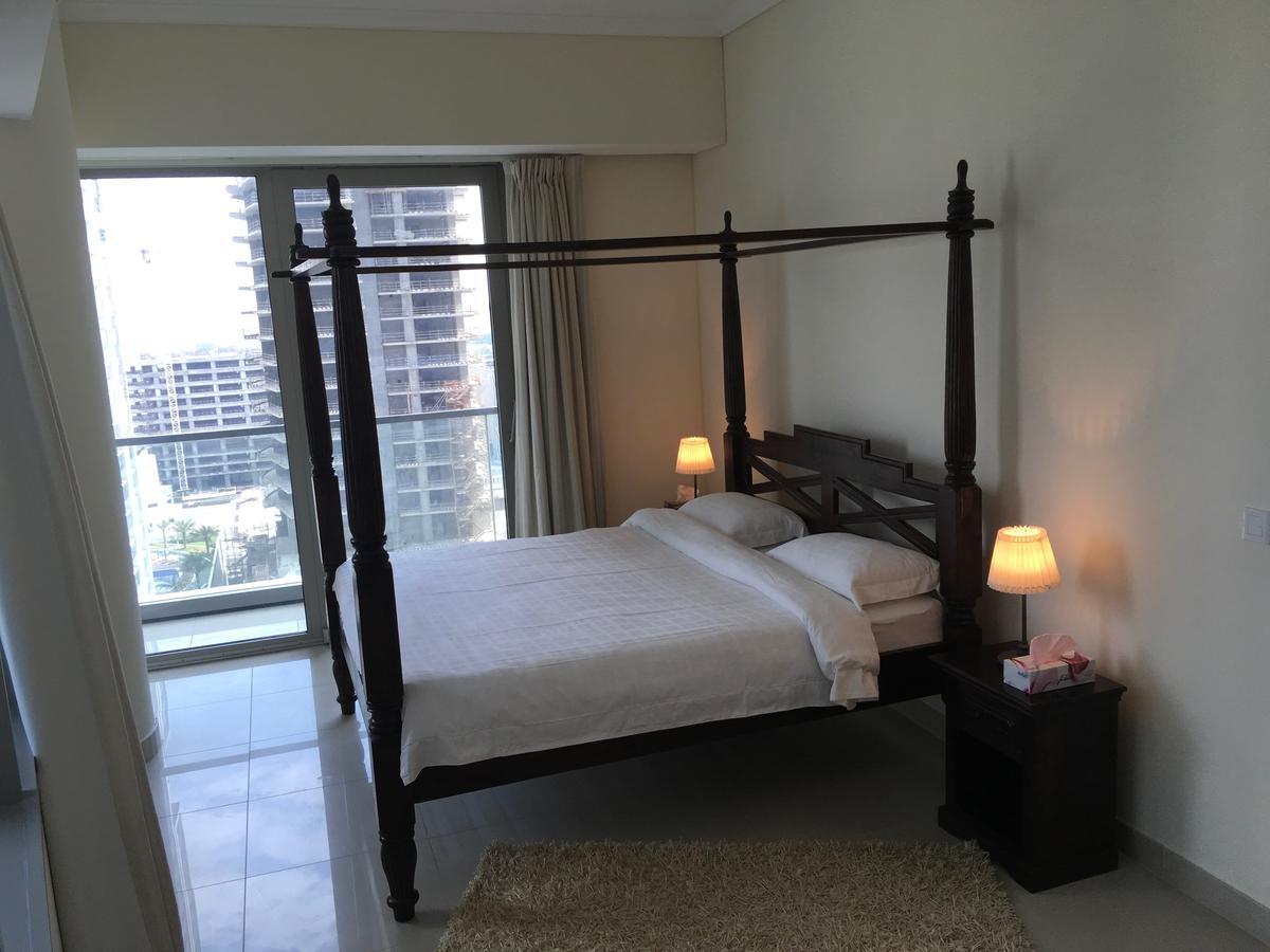 Espace Holiday Homes - Ocean Heights 14 Dubai Esterno foto